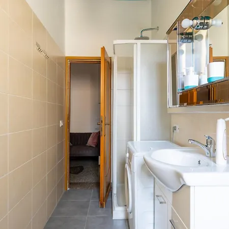 Daire Three Large Bedrooms For Six People Downtown *