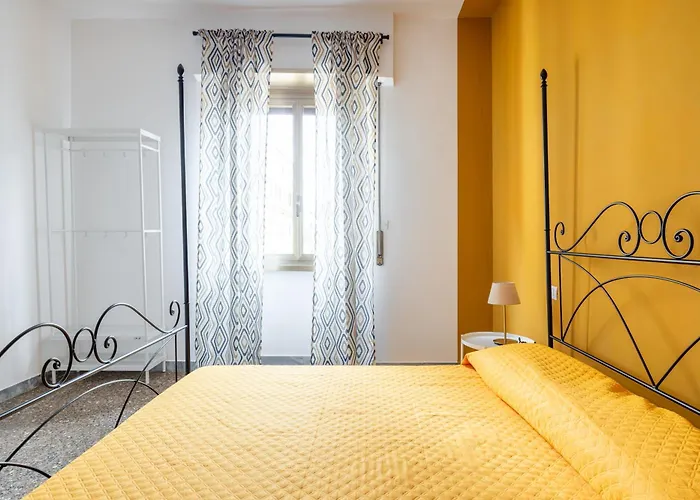 Three Large Bedrooms For Six People Downtown Ρώμη